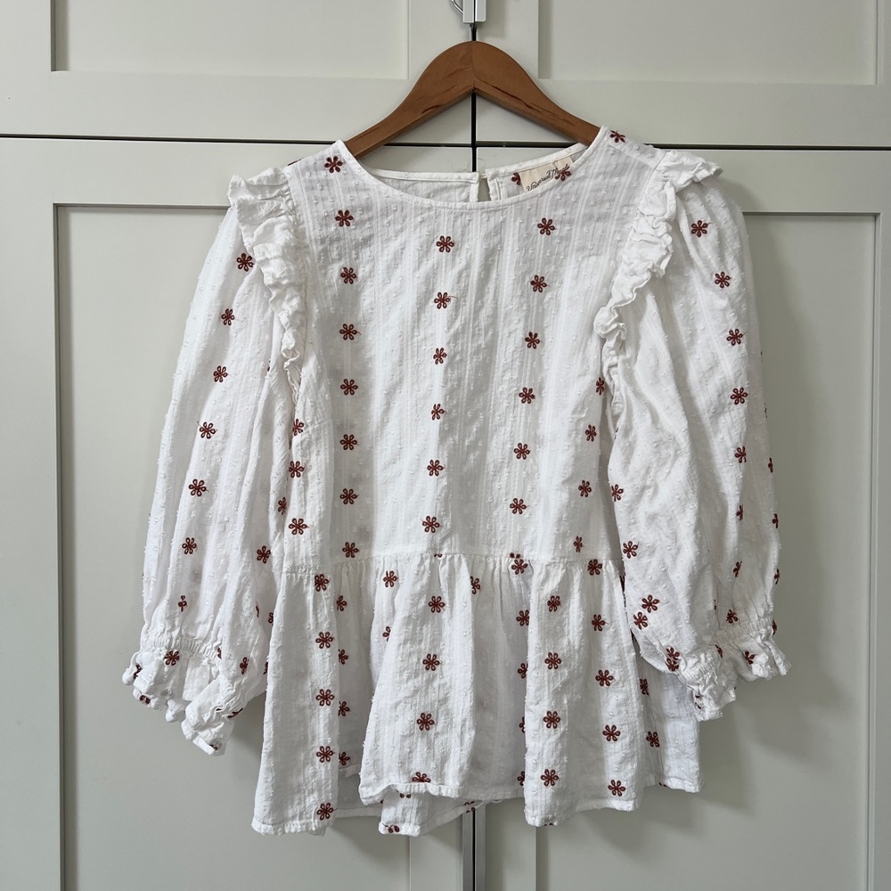 Universal Thread Top